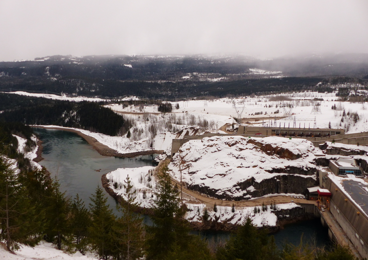 hydroelectric dam